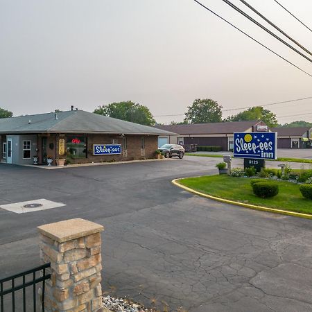 Sleep-Ees Inn, Saginaw & Frankenmuth Exteriér fotografie
