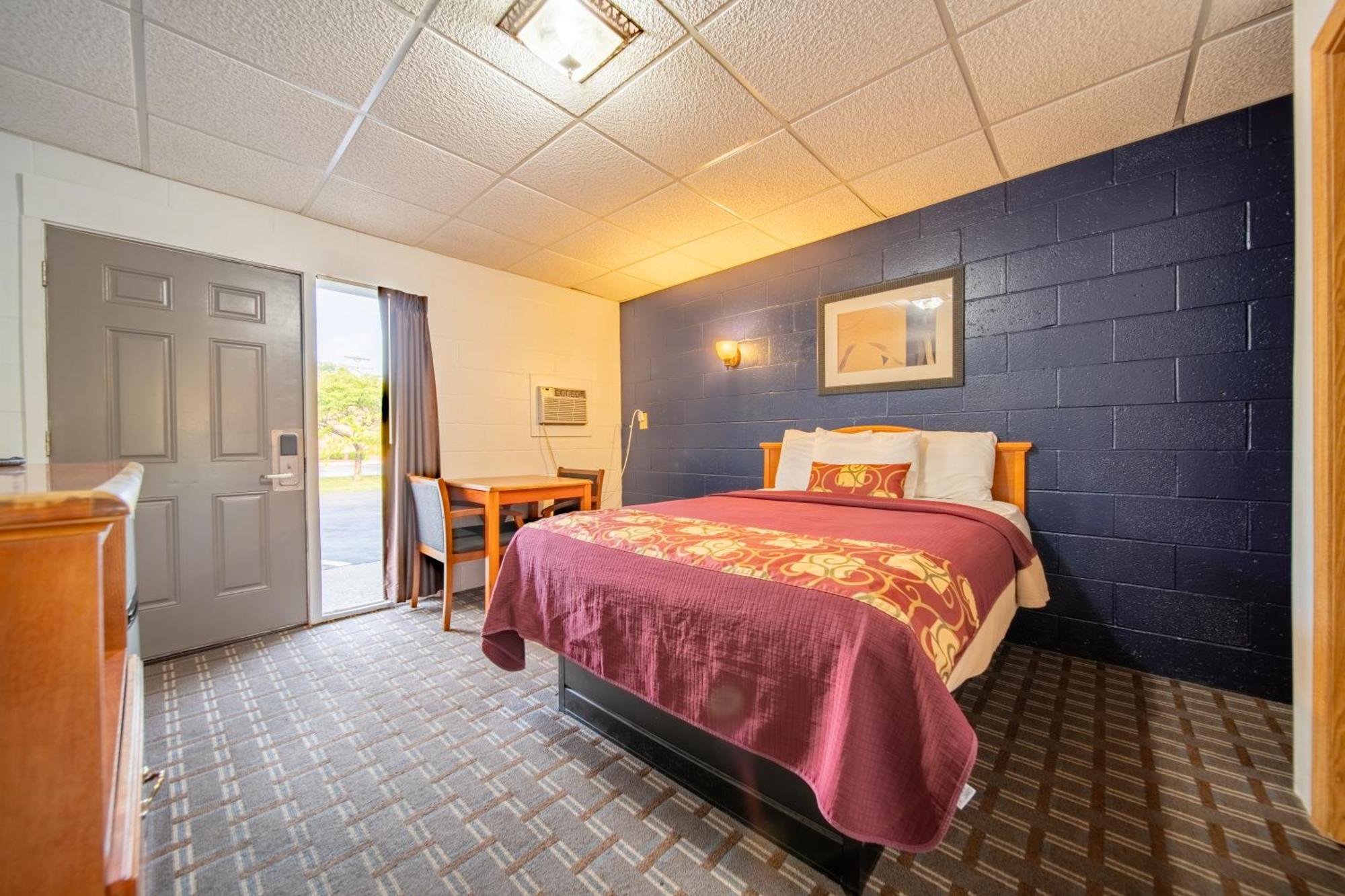Sleep-Ees Inn, Saginaw & Frankenmuth Exteriér fotografie